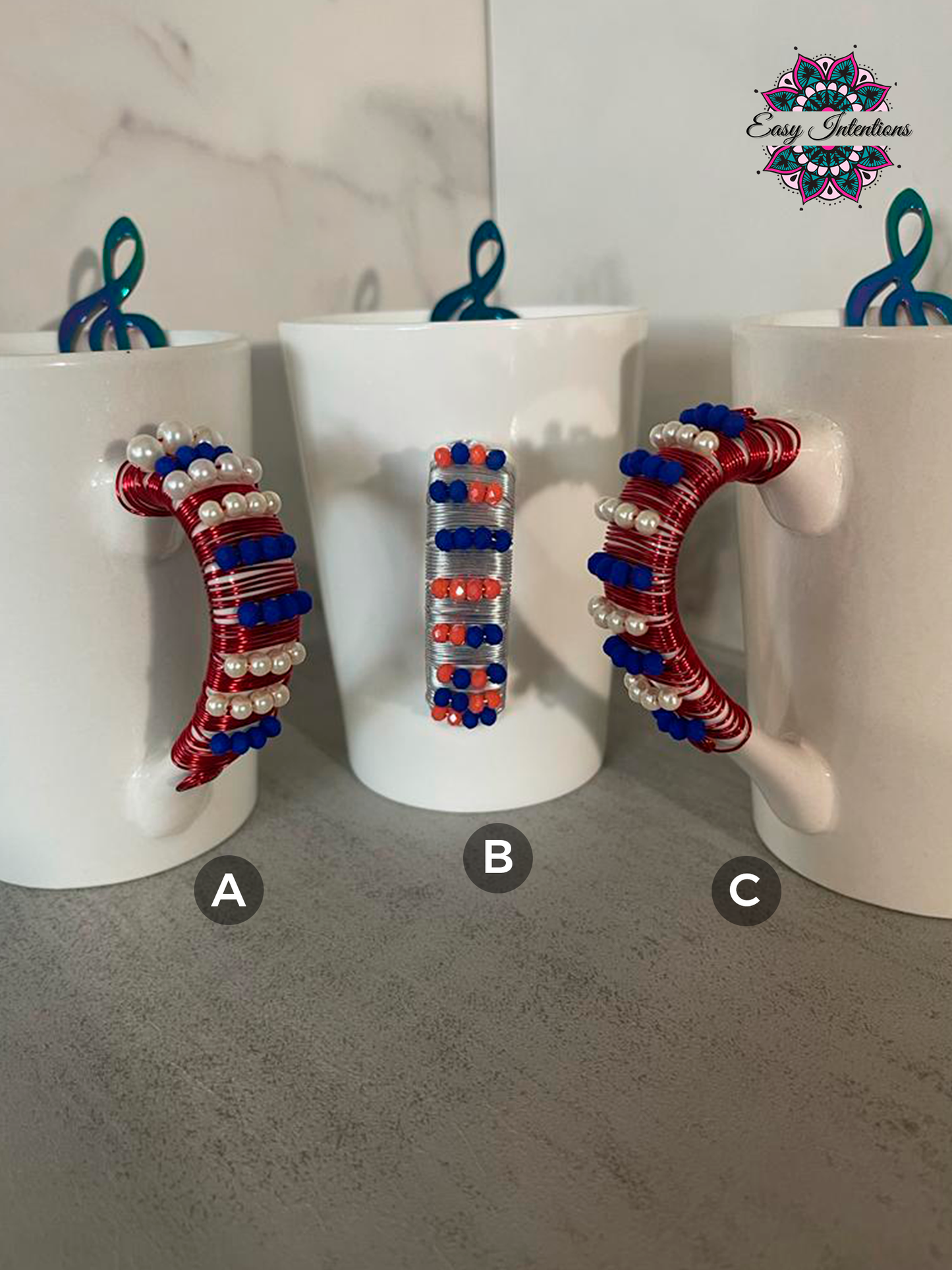 TAZAS BLANCAS - 2