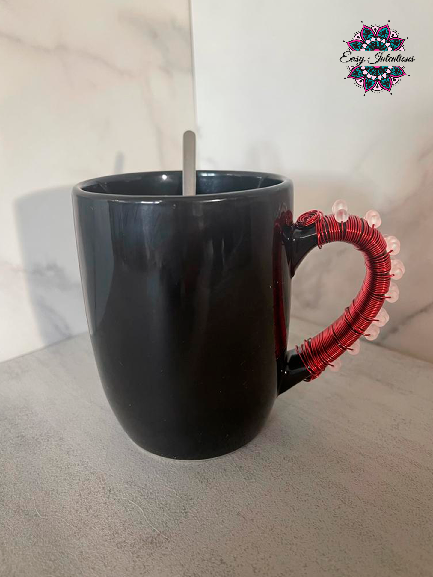 BLACK MUGS - PINK HANDLE